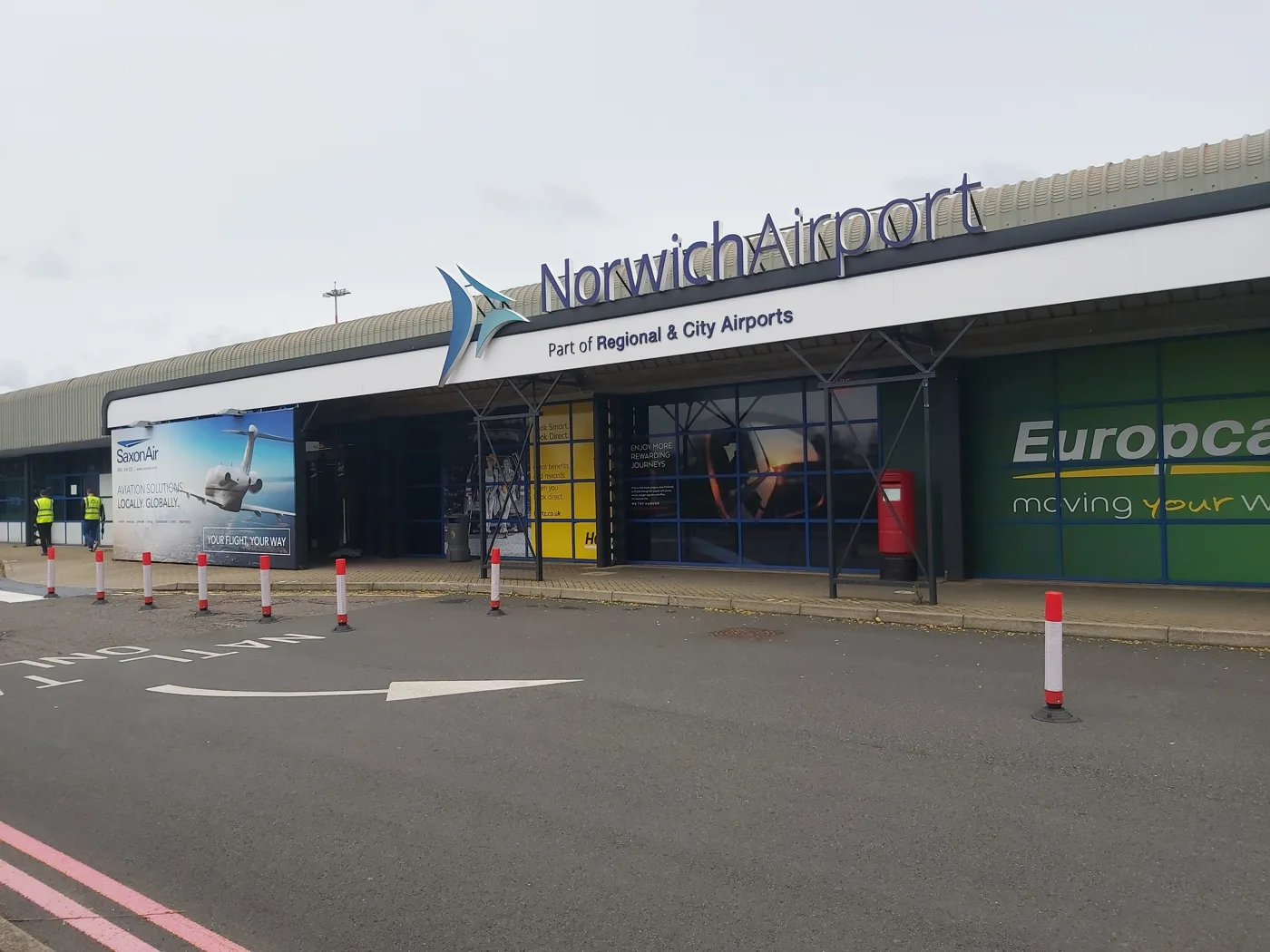 Norwich Airport Drop-Off: £8 for 20 Minutes Faces Review